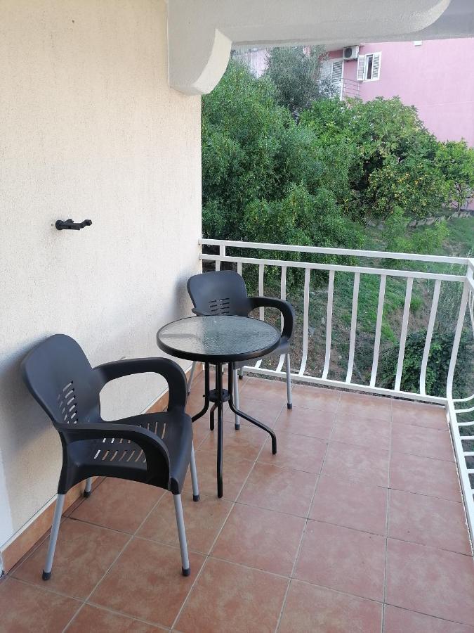 Guest House Garden Будва Екстер'єр фото
